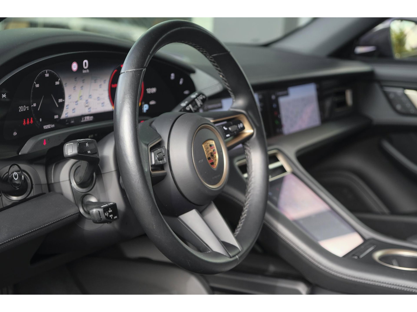 Porsche Taycan Cross Turismo 4 476pk 93 kWh Panoramadak Performance plus Bose Passenger display 21" LMV NLauto Matrix led Warmtepomp