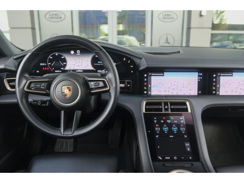 Porsche Taycan Cross Turismo 4 476pk 93 kWh Panoramadak Performance plus Bose Passenger display 21" LMV NLauto Matrix led Warmtepomp