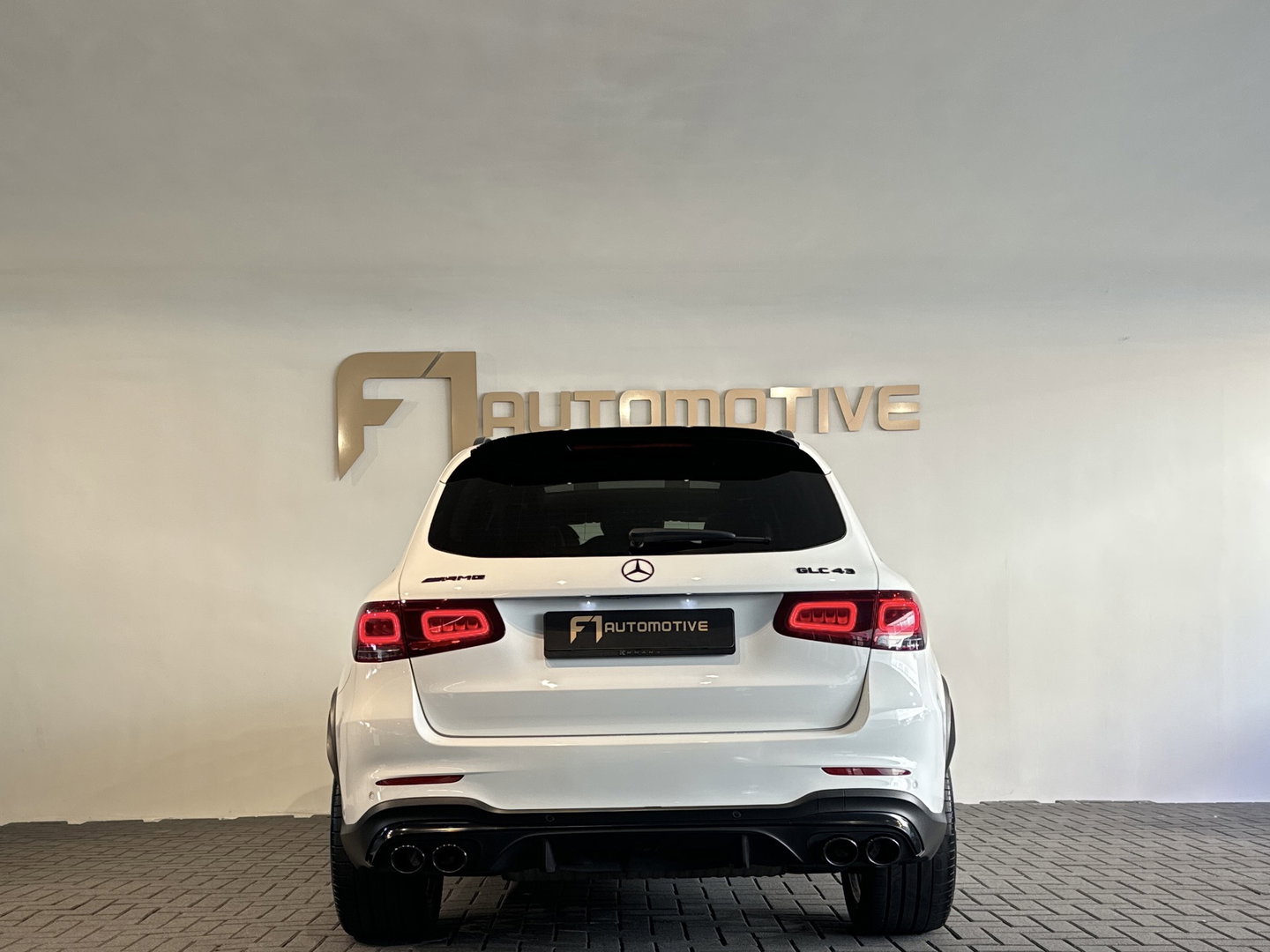 Mercedes-Benz GLC AMG 43 4M Premium+ Pano|HuD|Burmester