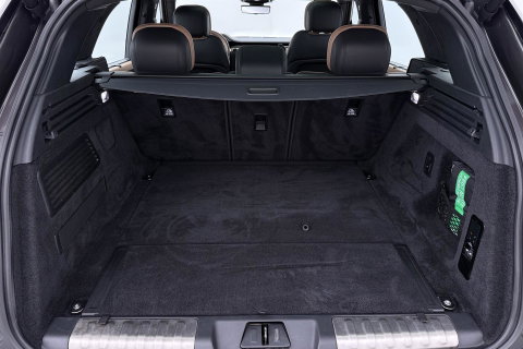 Land Rover Range Rover Sport 3.0 P510e First Edition | Luchtvering | Trekhaak | Panoramadak | Koelkast | Meridian