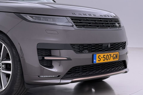 Land Rover Range Rover Sport 3.0 P510e First Edition | Luchtvering | Trekhaak | Panoramadak | Koelkast | Meridian