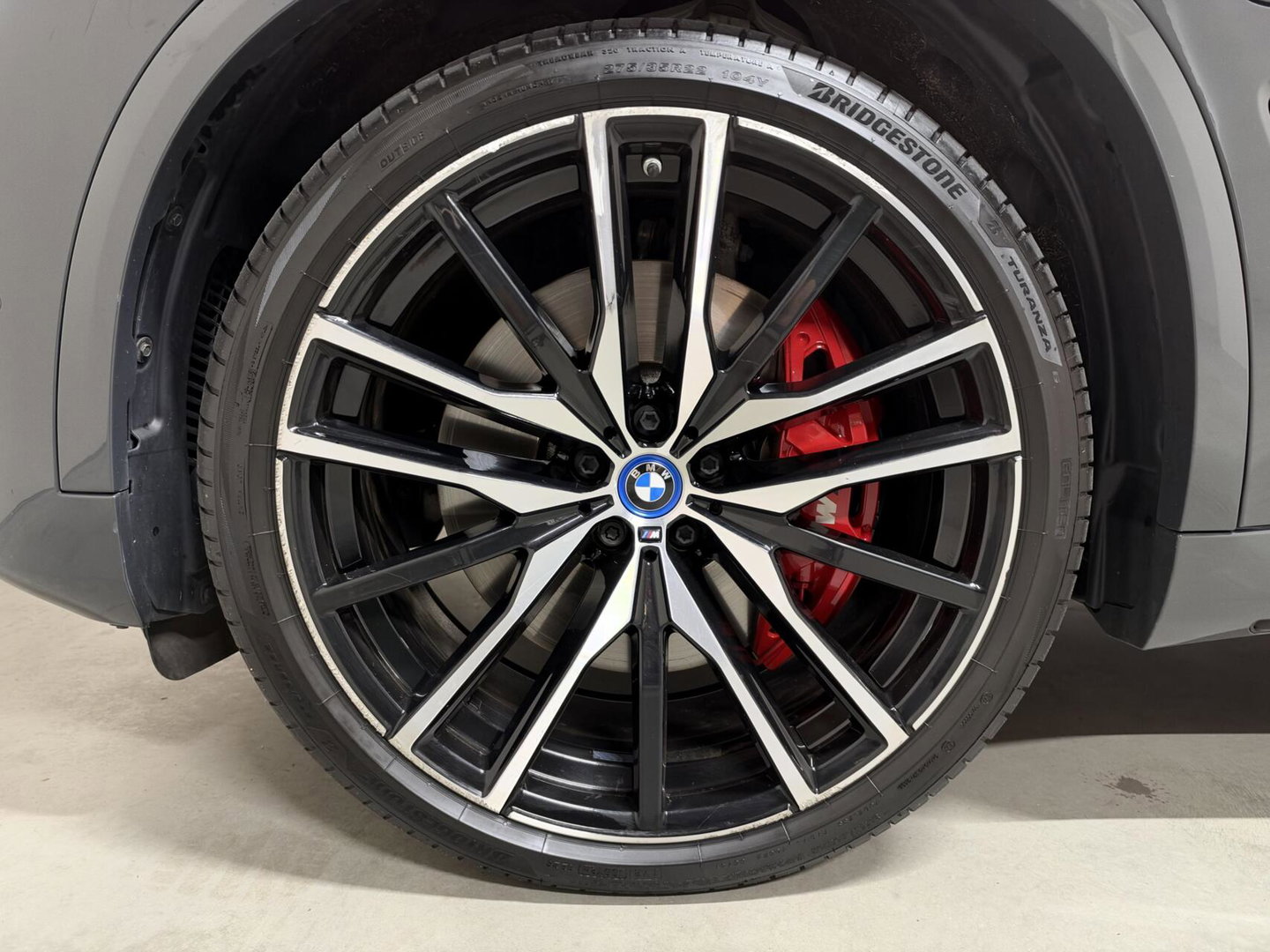 BMW X5 xDrive45e M-Sport Individual Dravitgrau Pano Laser 360º HUD Trekh.