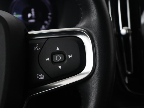 Volvo XC40 1.5 T5 Recharge Business Pro | SOH 84,5 | 360 Camera | Stoelverwarming | LED | Apple Carplay |