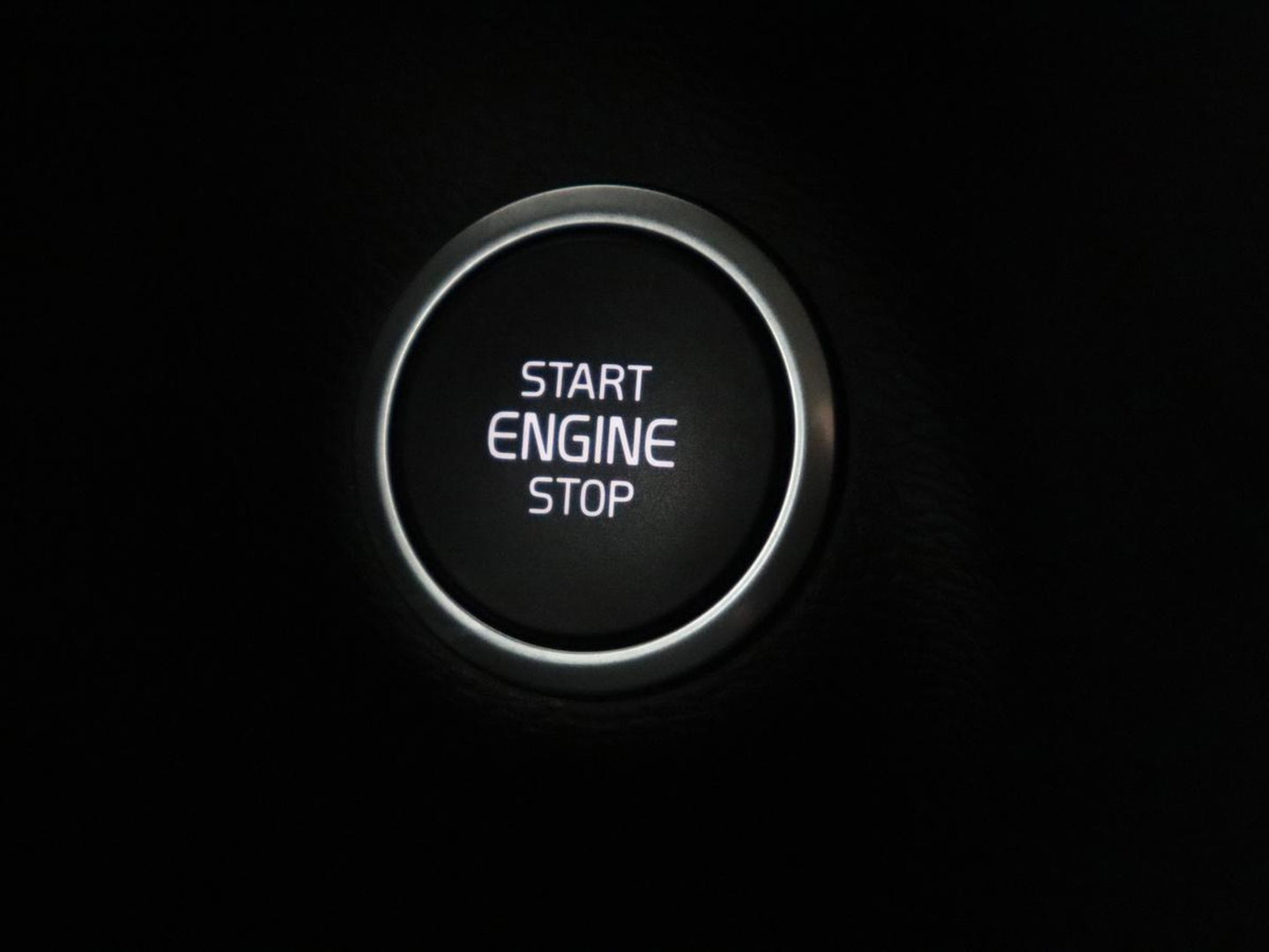 Volvo XC40 1.5 T5 Recharge Business Pro | SOH 84,5 | 360 Camera | Stoelverwarming | LED | Apple Carplay |