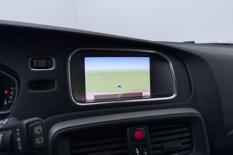 Volvo V40 2.0 T4 AWD Momentum | Trekhaak | Navigatie | Stoelverwarming | Camera