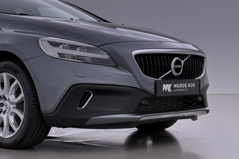 Volvo V40 2.0 T4 AWD Momentum | Trekhaak | Navigatie | Stoelverwarming | Camera