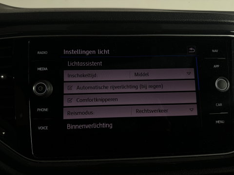 Volkswagen T-Roc 1.5 TSI Sport Pano|Keyless|Camera|Sfeer|ACC