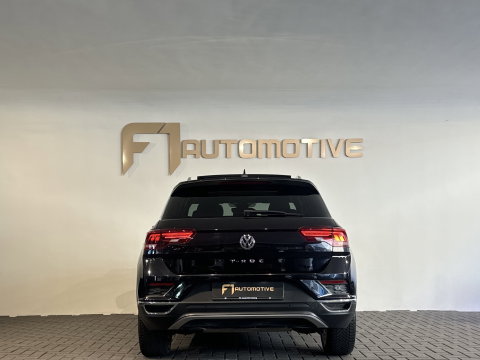 Volkswagen T-Roc 1.5 TSI Sport Pano|Keyless|Camera|Sfeer|ACC