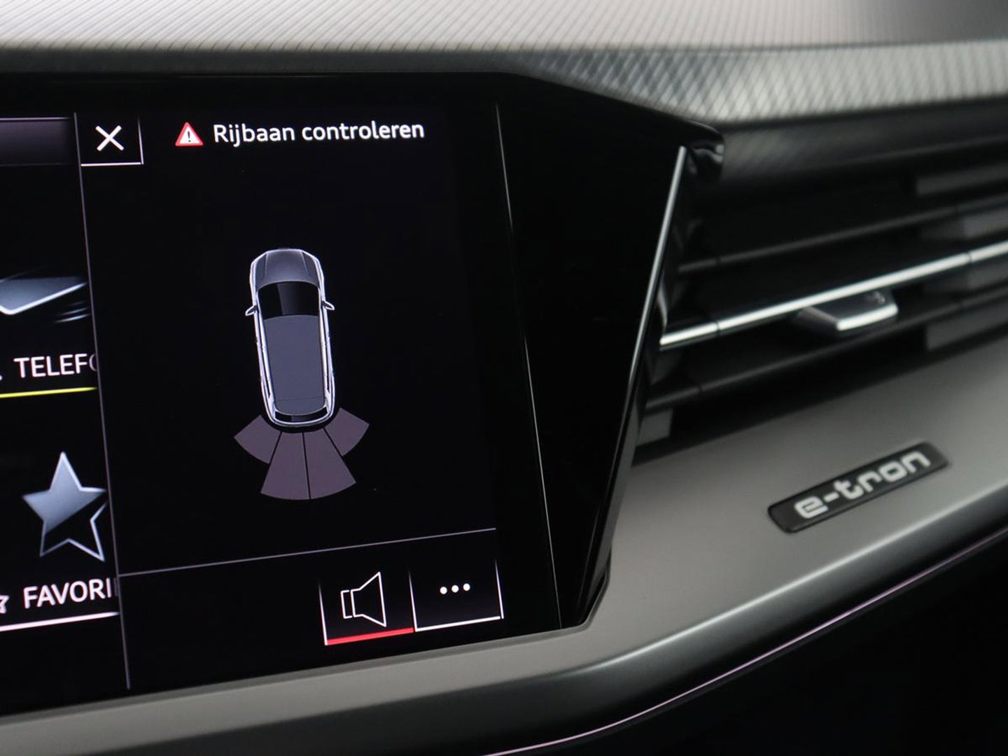 Audi Q4 e-tron 45 quattro Advanced edition 77 kWh | SOH 94,8% | Apple Carplay | Navigatie | Parkeerhulp | LED |