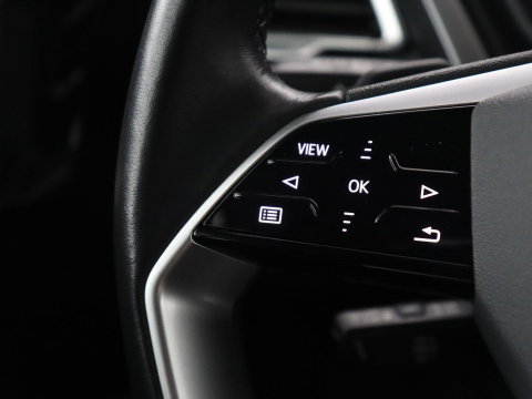 Audi Q4 e-tron 45 quattro Advanced edition 77 kWh | SOH 94,8% | Apple Carplay | Navigatie | Parkeerhulp | LED |