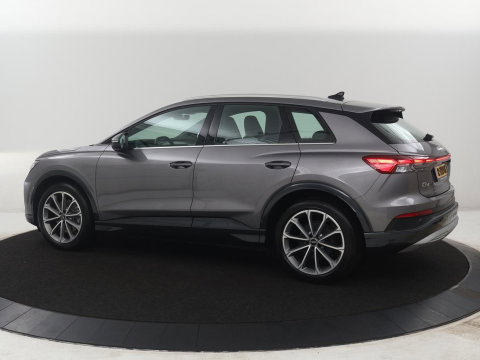 Audi Q4 e-tron 45 quattro Advanced edition 77 kWh | SOH 94,8% | Apple Carplay | Navigatie | Parkeerhulp | LED |