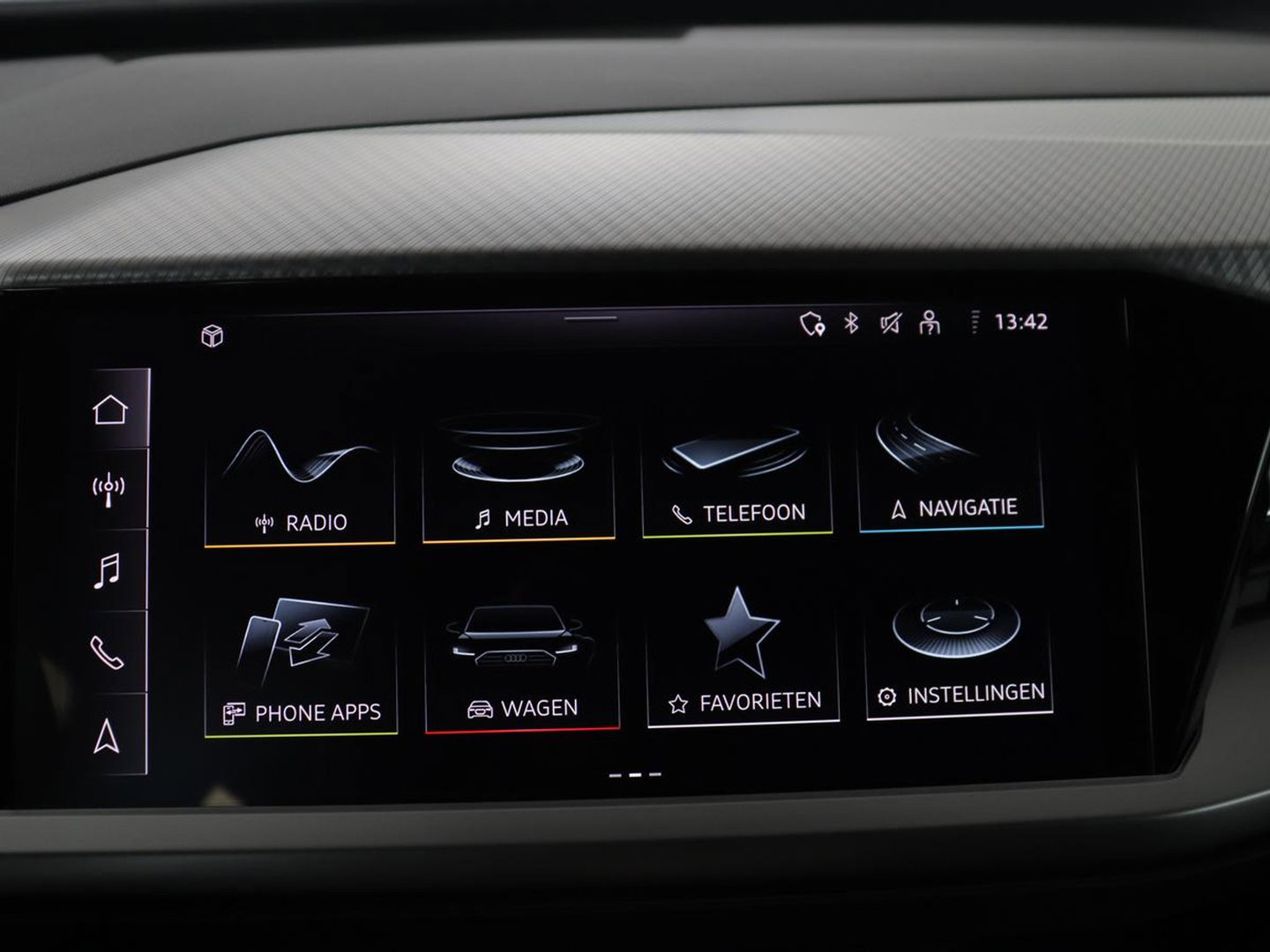 Audi Q4 e-tron 45 quattro Advanced edition 77 kWh | SOH 94,8% | Apple Carplay | Navigatie | Parkeerhulp | LED |