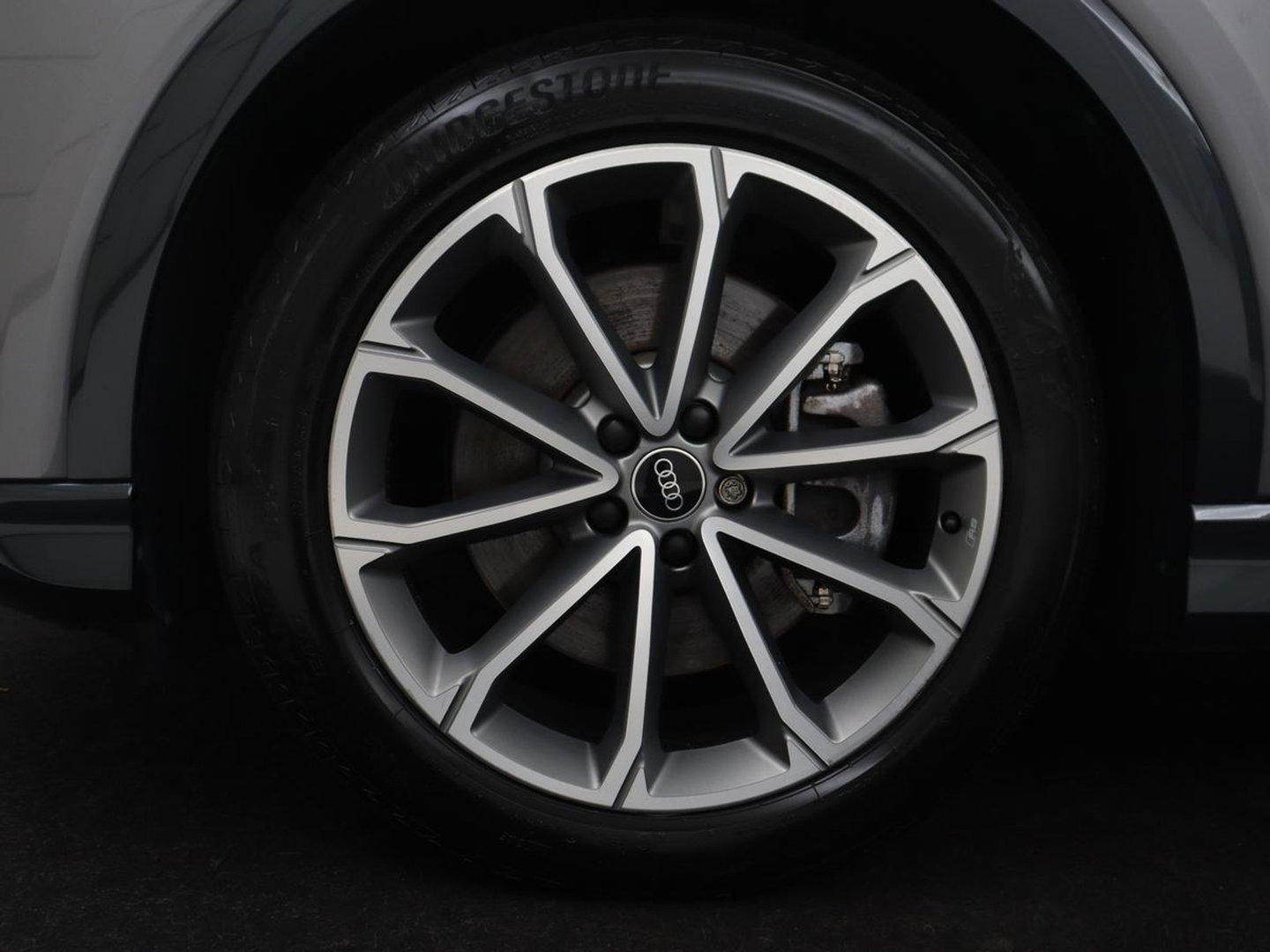 Audi Q4 e-tron 45 quattro Advanced edition 77 kWh | SOH 94,8% | Apple Carplay | Navigatie | Parkeerhulp | LED |