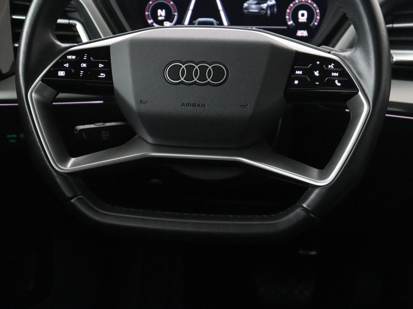 Audi Q4 e-tron 45 quattro Advanced edition 77 kWh | SOH 94,8% | Apple Carplay | Navigatie | Parkeerhulp | LED |