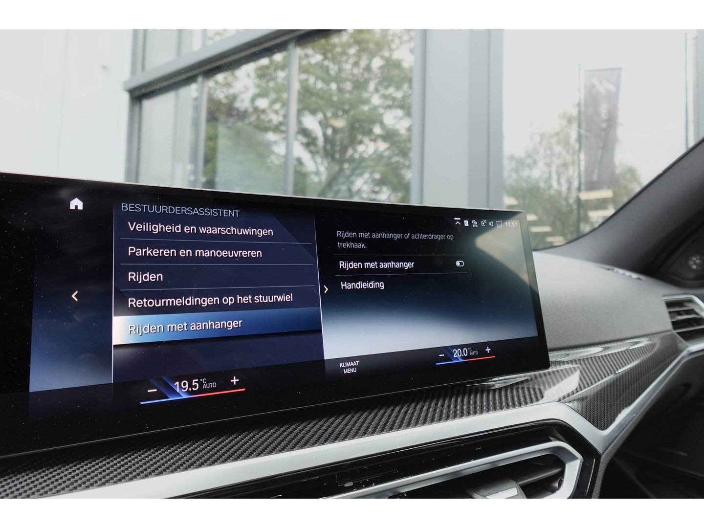 BMW 3 Serie Touring 330e xDrive M SPORT PANO 360 CAM VOL