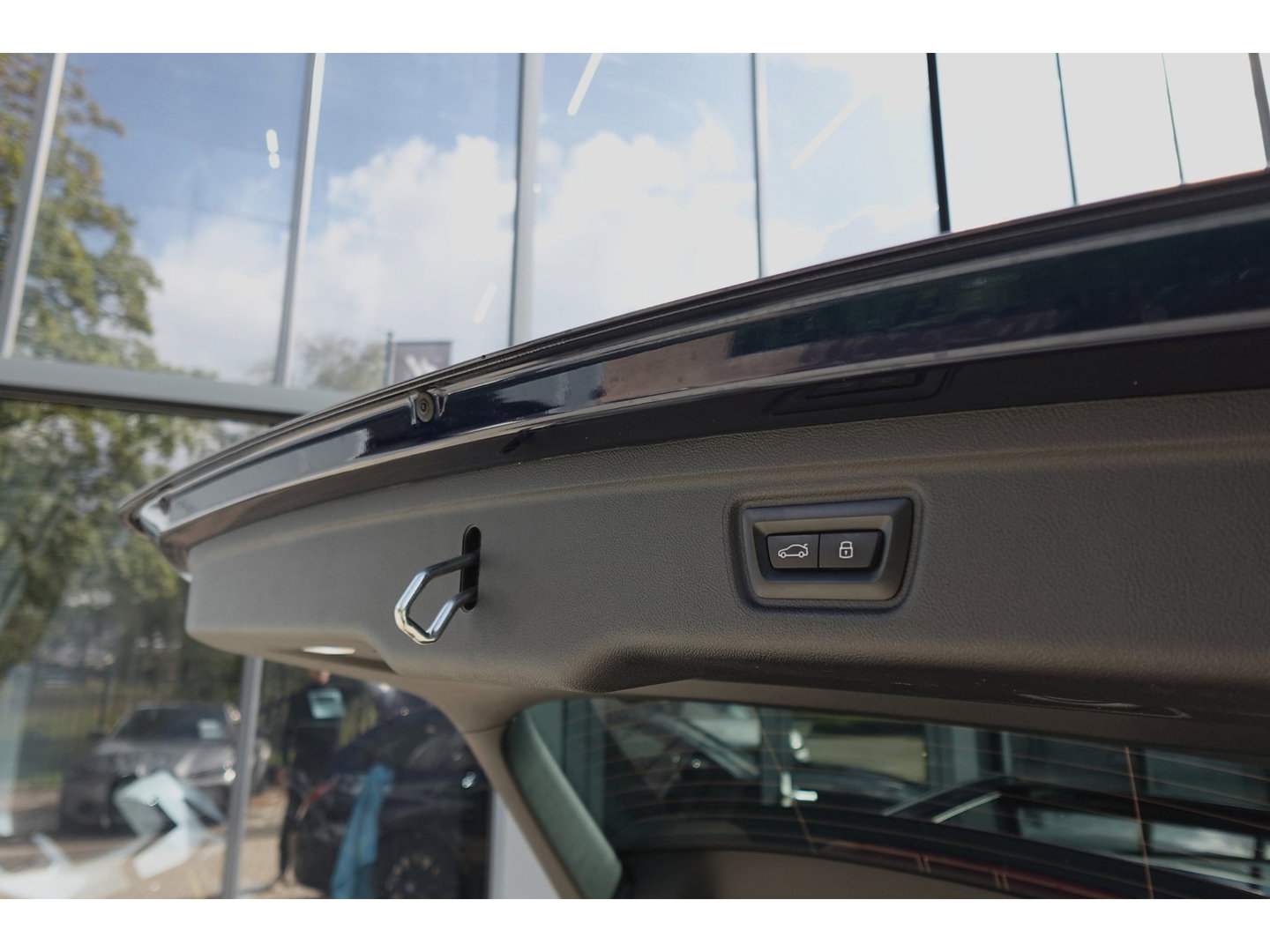 BMW 3 Serie Touring 330e xDrive M SPORT PANO 360 CAM VOL
