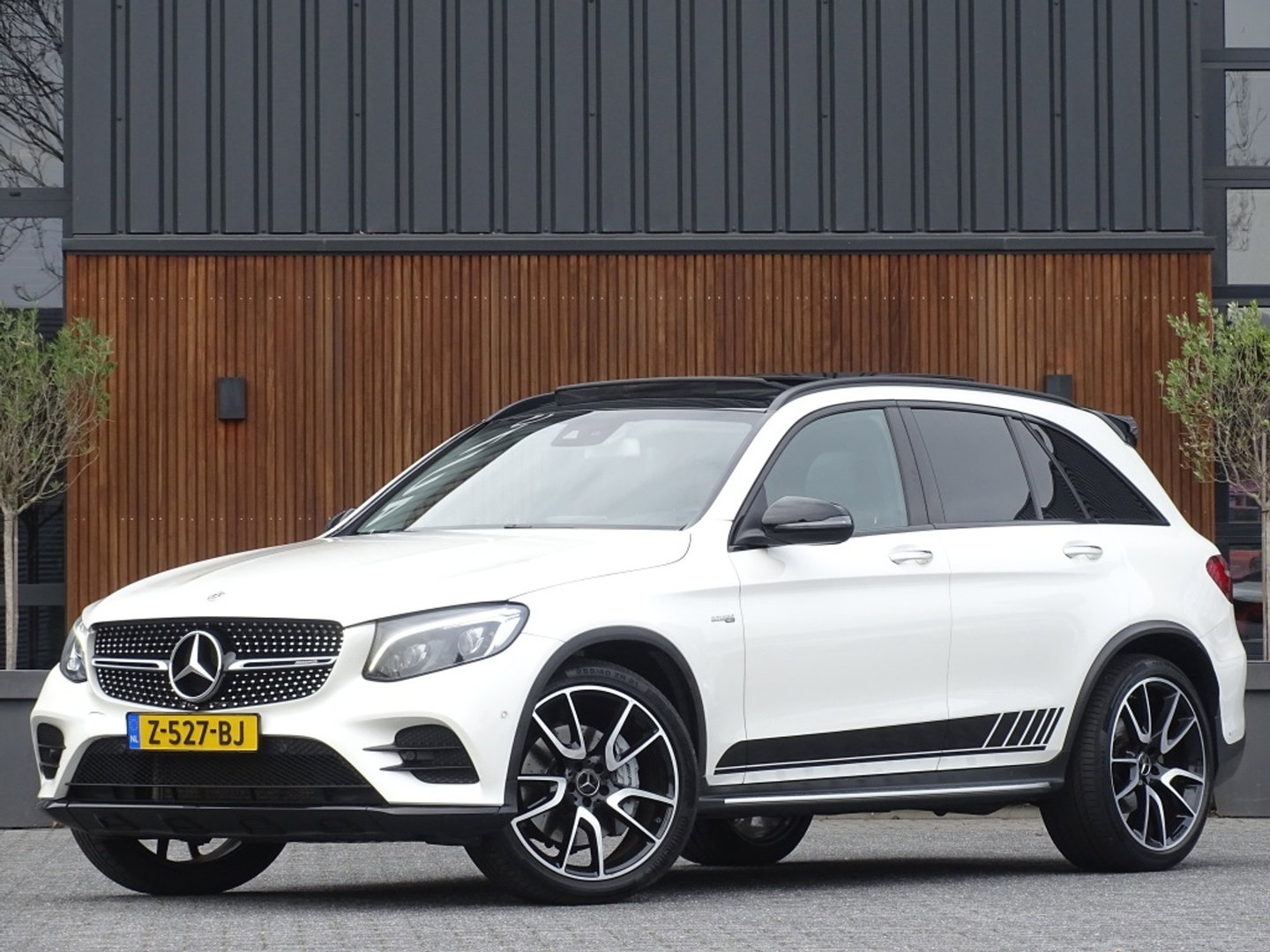 Mercedes-Benz GLC 43 AMG 368PK 4-Matic / pano / Burmester / LED