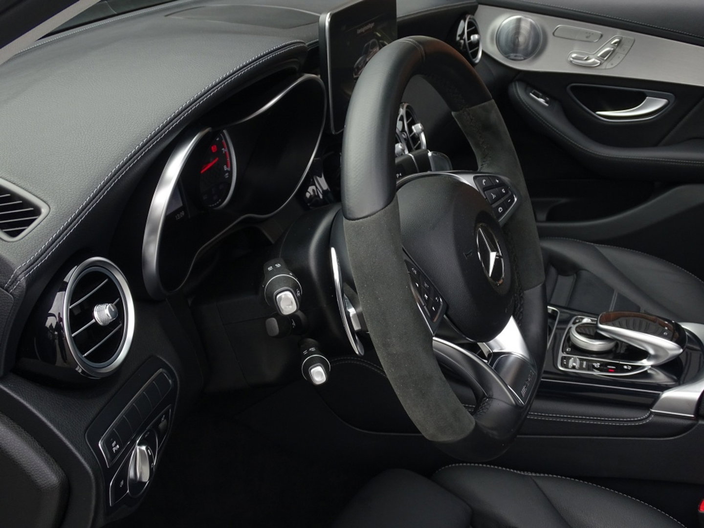 Mercedes-Benz GLC 43 AMG 368PK 4-Matic / pano / Burmester / LED