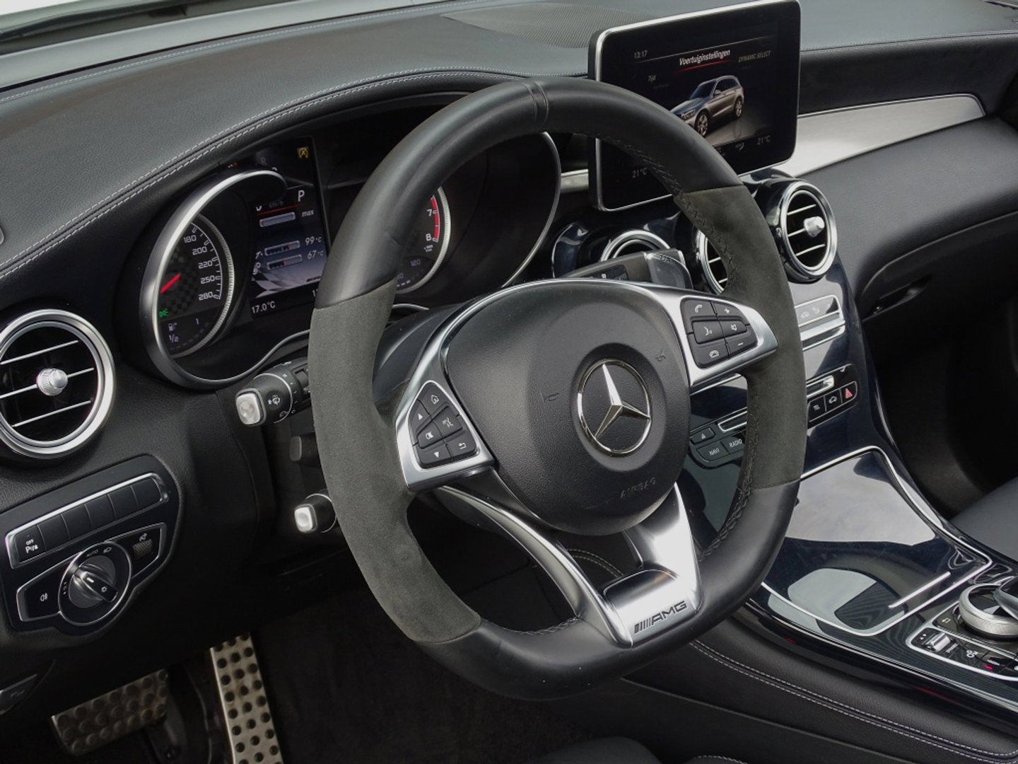 Mercedes-Benz GLC 43 AMG 368PK 4-Matic / pano / Burmester / LED