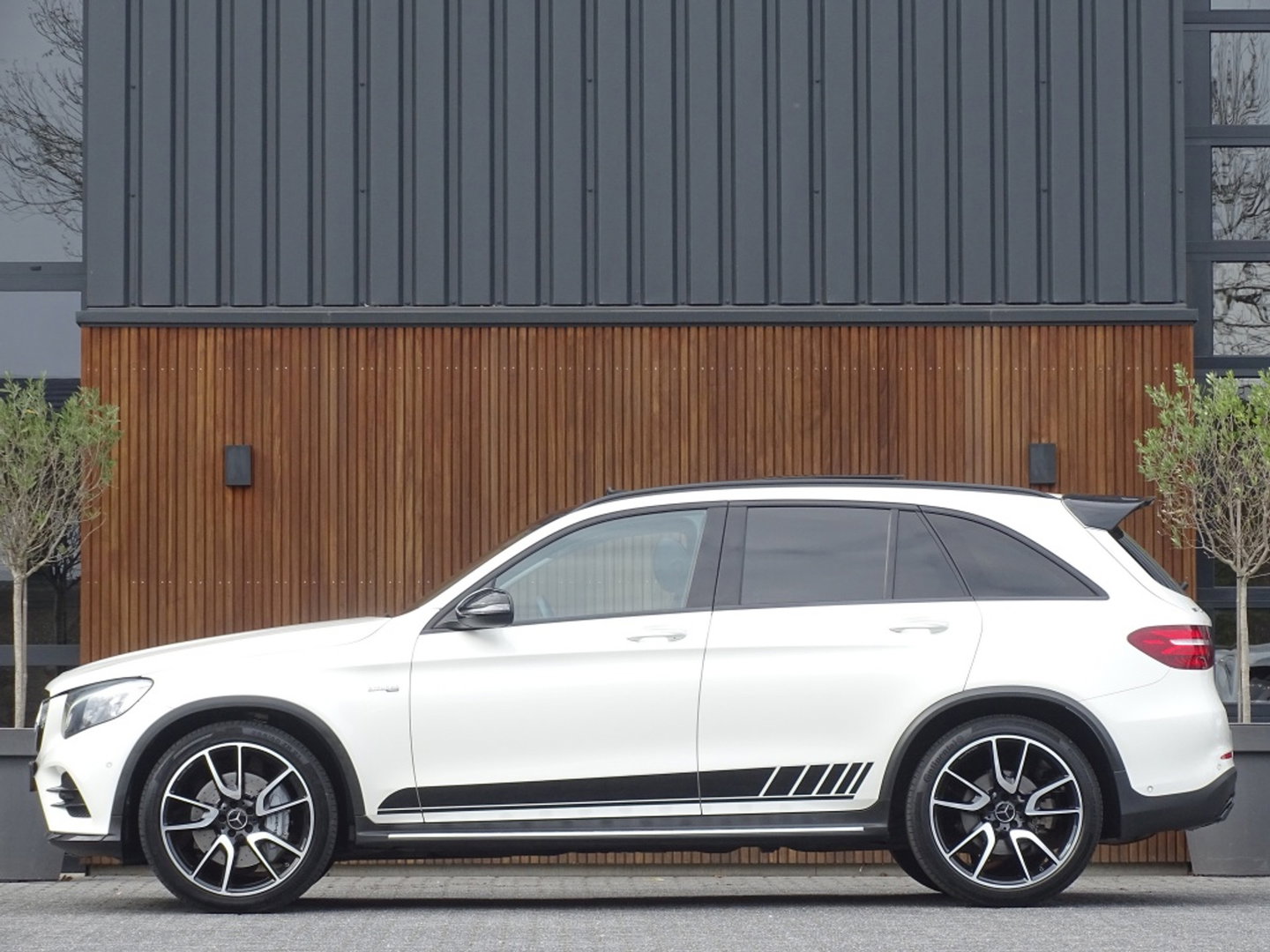 Mercedes-Benz GLC 43 AMG 368PK 4-Matic / pano / Burmester / LED