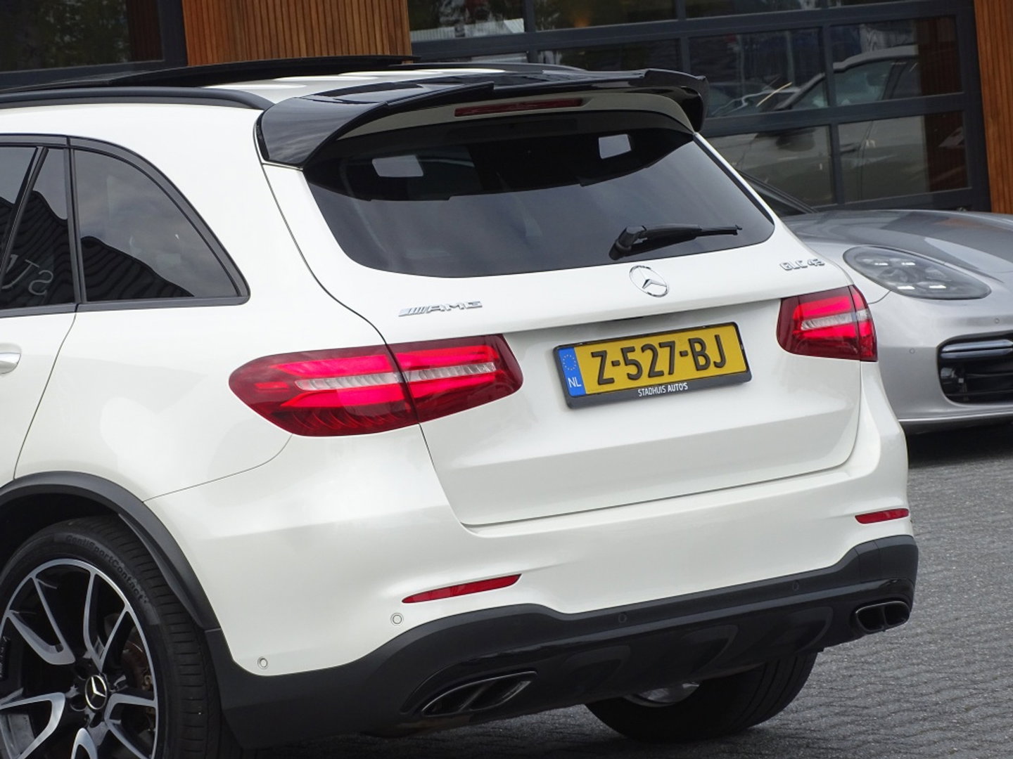 Mercedes-Benz GLC 43 AMG 368PK 4-Matic / pano / Burmester / LED