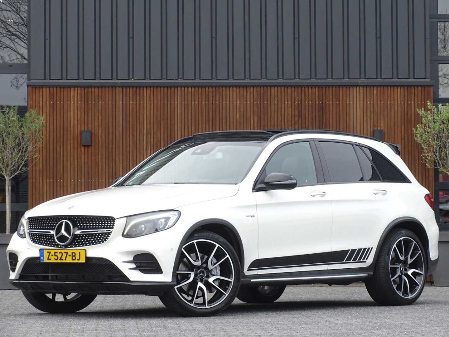 Mercedes-Benz GLC 43 AMG 368PK 4-Matic / pano / Burmester / LED