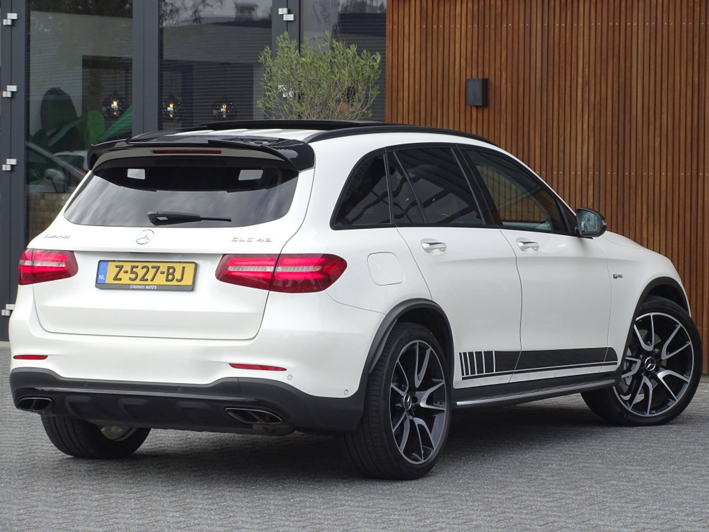 Mercedes-Benz GLC 43 AMG 368PK 4-Matic / pano / Burmester / LED