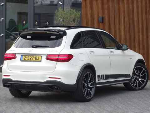 Mercedes-Benz GLC 43 AMG 368PK 4-Matic / pano / Burmester / LED