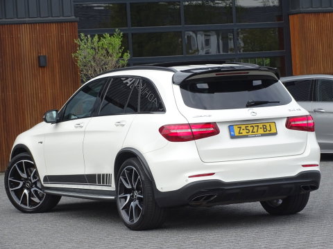 Mercedes-Benz GLC 43 AMG 368PK 4-Matic / pano / Burmester / LED