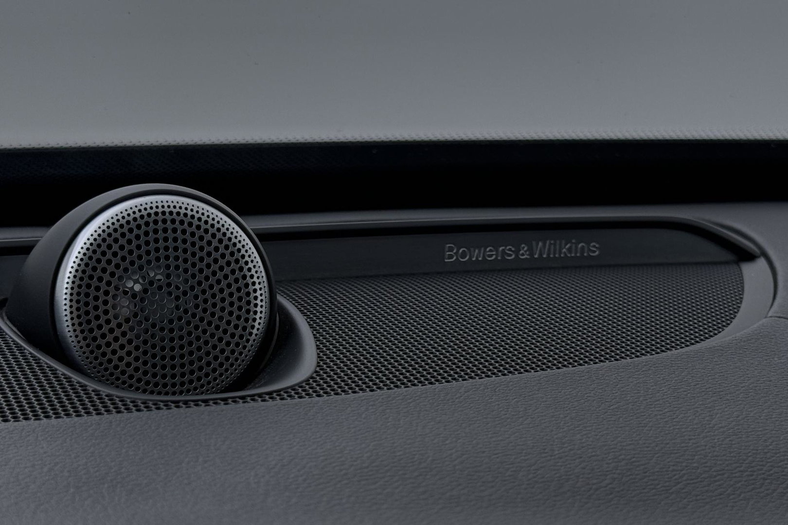 Volvo XC90 2.0 T8 Twin Engine Inscription | Bowers&Wilkins | Luchtvering | Panoramadak | 360° Camera | Massage+Ventilatie | BLIS | Stoel+Stuurverwarming | ACC