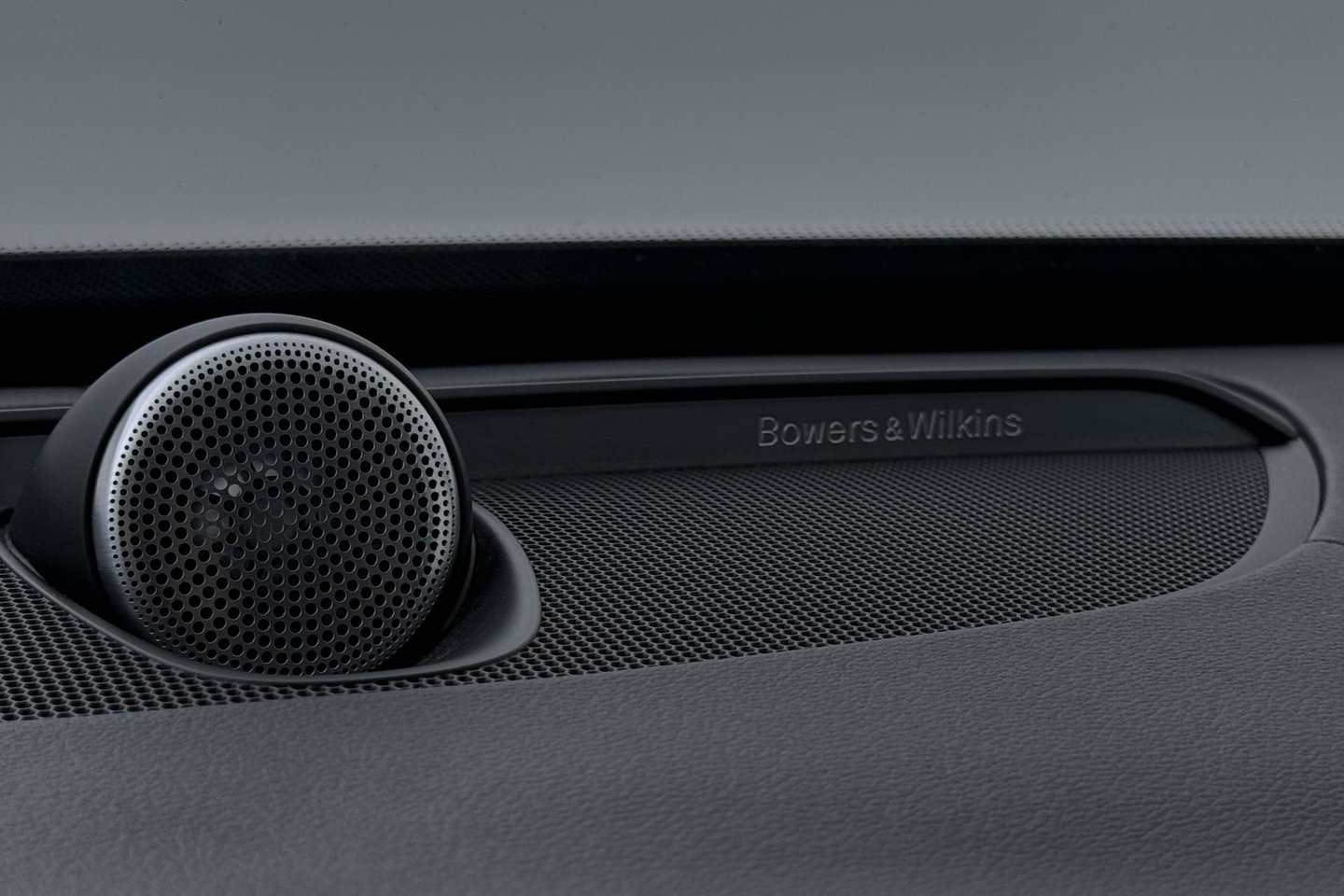 Volvo XC90 2.0 T8 Twin Engine Inscription | Bowers&Wilkins | Luchtvering | Panoramadak | 360° Camera | Massage+Ventilatie | BLIS | Stoel+Stuurverwarming | ACC