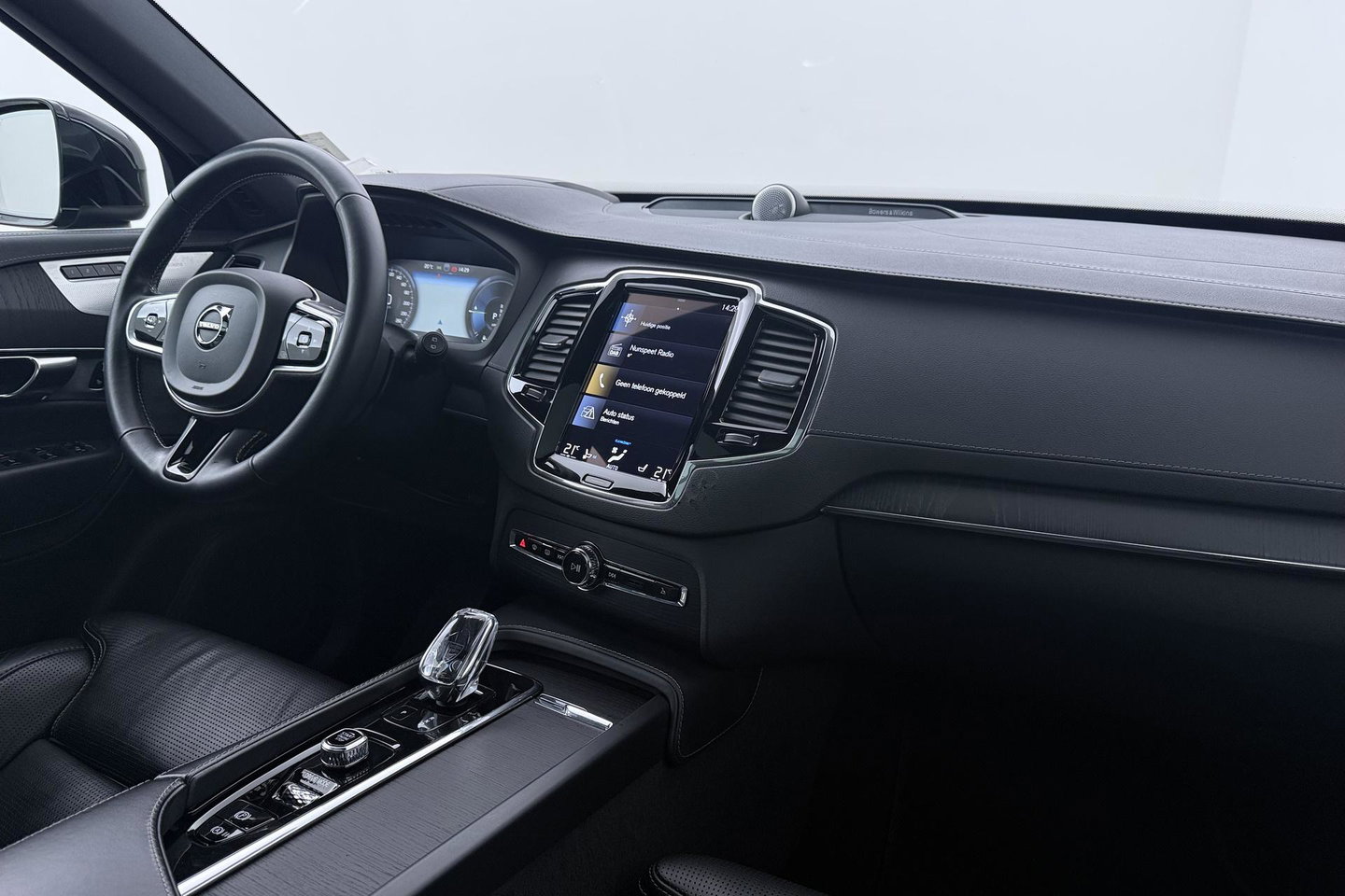 Volvo XC90 2.0 T8 Twin Engine Inscription | Bowers&Wilkins | Luchtvering | Panoramadak | 360° Camera | Massage+Ventilatie | BLIS | Stoel+Stuurverwarming | ACC