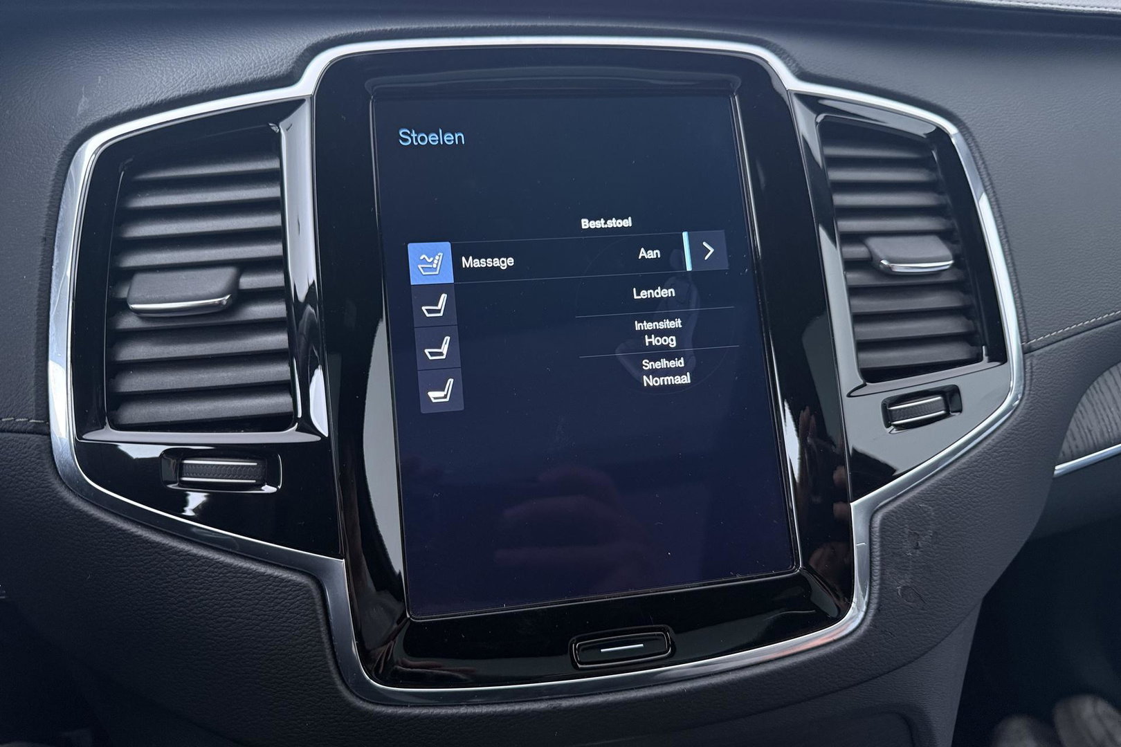 Volvo XC90 2.0 T8 Twin Engine Inscription | Bowers&Wilkins | Luchtvering | Panoramadak | 360° Camera | Massage+Ventilatie | BLIS | Stoel+Stuurverwarming | ACC