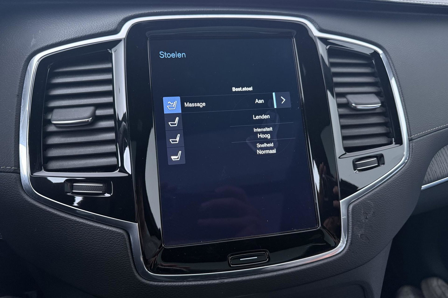 Volvo XC90 2.0 T8 Twin Engine Inscription | Bowers&Wilkins | Luchtvering | Panoramadak | 360° Camera | Massage+Ventilatie | BLIS | Stoel+Stuurverwarming | ACC