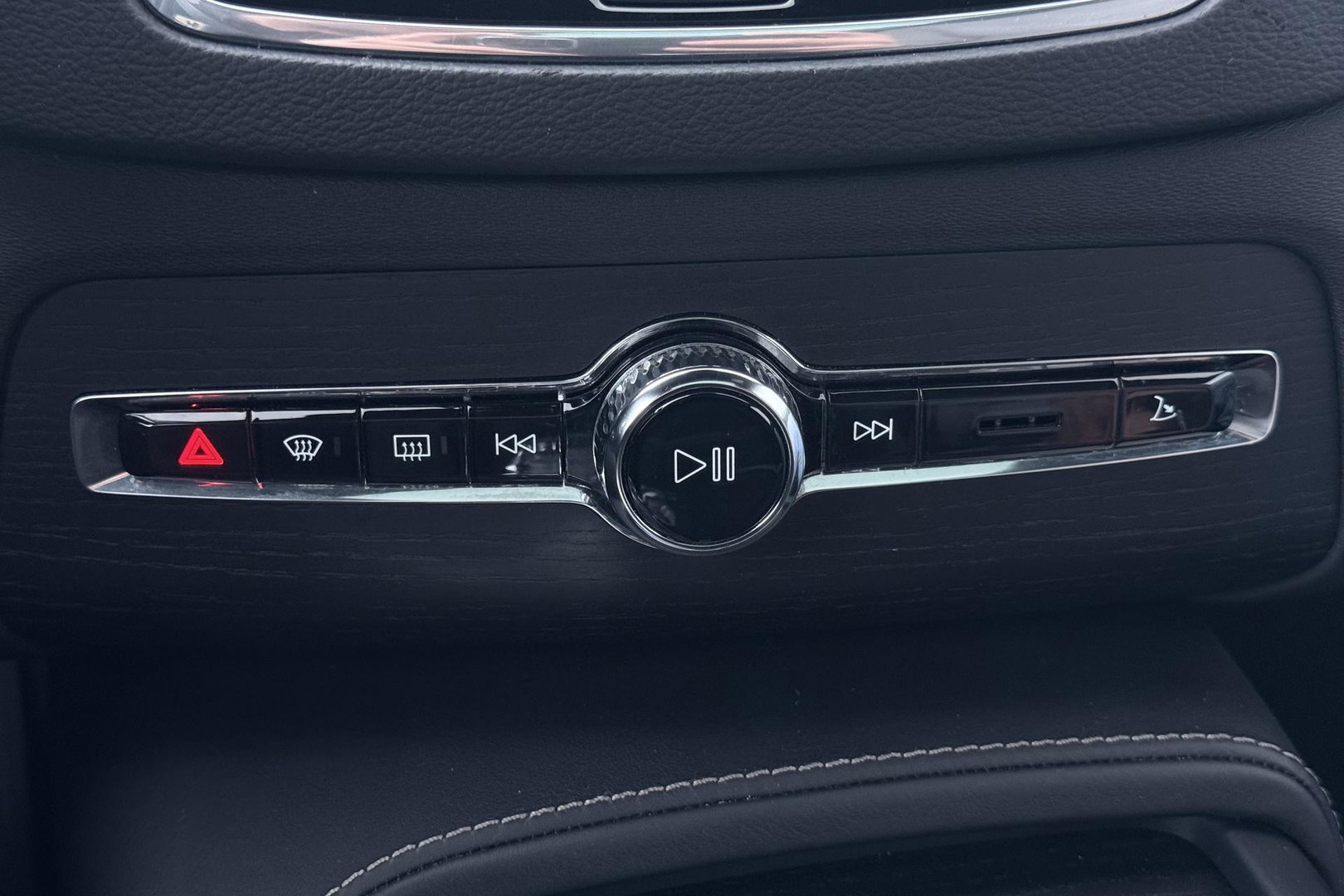 Volvo XC90 2.0 T8 Twin Engine Inscription | Bowers&Wilkins | Luchtvering | Panoramadak | 360° Camera | Massage+Ventilatie | BLIS | Stoel+Stuurverwarming | ACC
