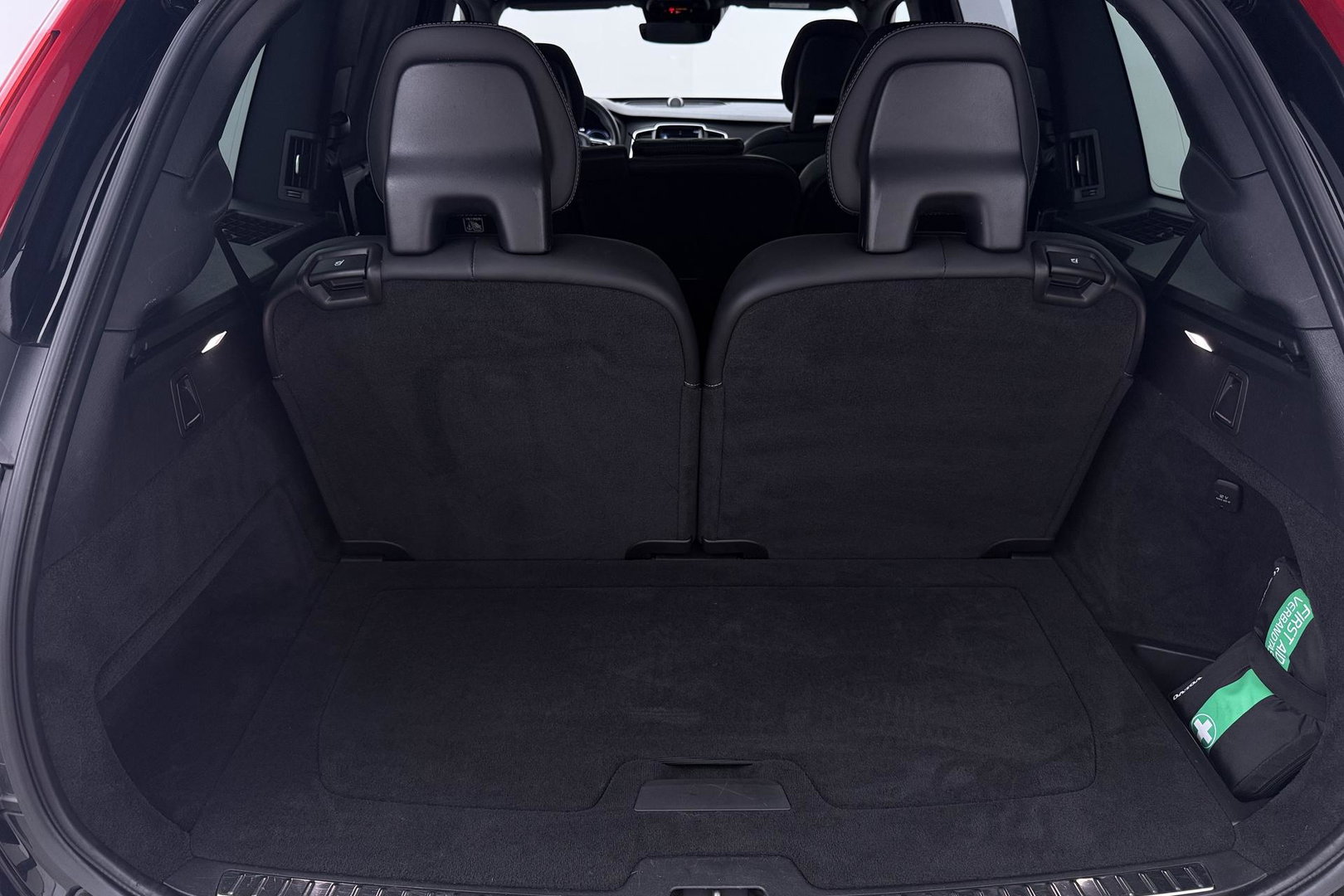 Volvo XC90 2.0 T8 Twin Engine Inscription | Bowers&Wilkins | Luchtvering | Panoramadak | 360° Camera | Massage+Ventilatie | BLIS | Stoel+Stuurverwarming | ACC