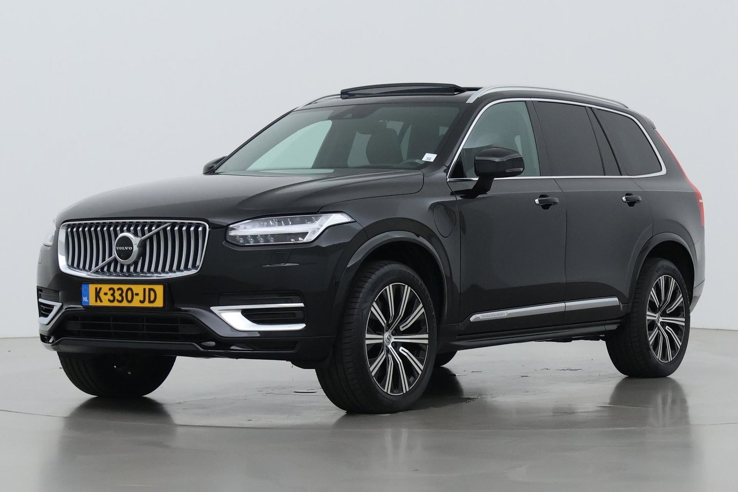 Volvo XC90 2.0 T8 Twin Engine Inscription | Bowers&Wilkins | Luchtvering | Panoramadak | 360° Camera | Massage+Ventilatie | BLIS | Stoel+Stuurverwarming | ACC