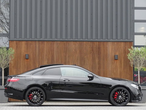 Mercedes-Benz E-Klasse Coupé 400 4 Matic 334PK AMG Edition 1 / Burmester *NAP*