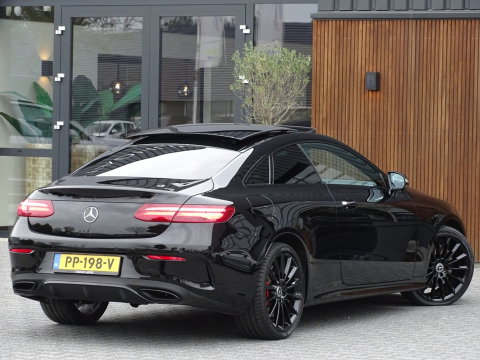 Mercedes-Benz E-Klasse Coupé 400 4 Matic 334PK AMG Edition 1 / Burmester *NAP*