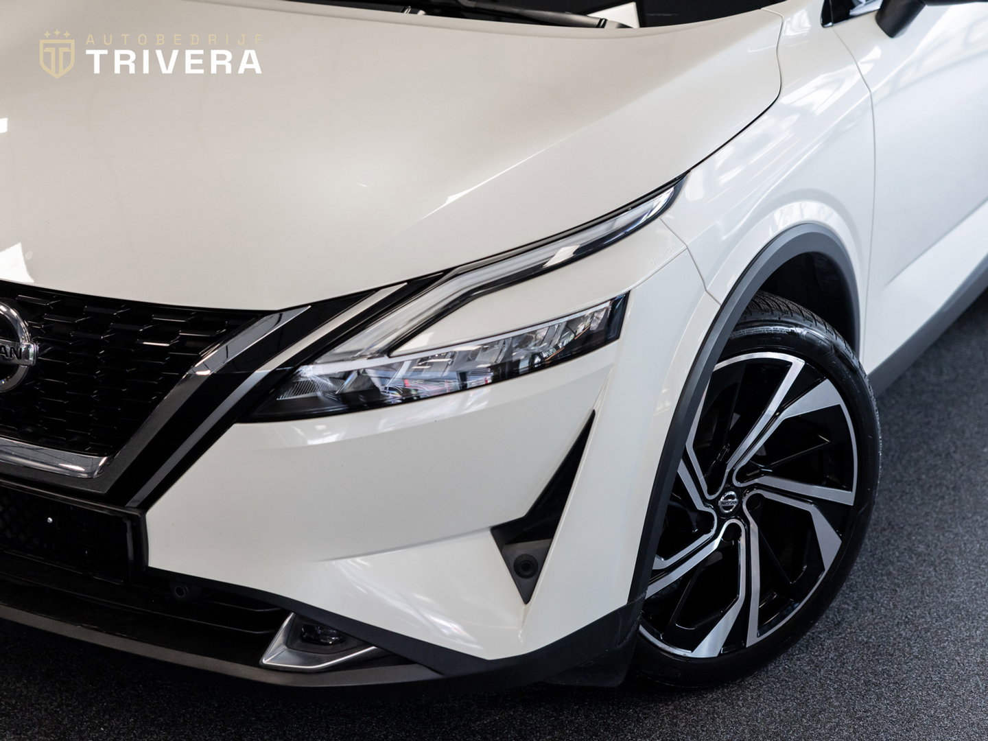 Nissan QASHQAI 1.3 MHEV X-TRONIC TEKNA PLUS 4WD l SoH 95% l CAM 360° l LEDER l PANO l 1ste eig.l AUT l Dealer onderh.l BTW Auto