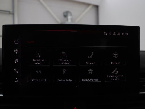 Audi A4 Limousine 35 TFSI S edition Competition | Cruise Controle | Apple Carplay | Navigatie | Sportstoelen | Spiegelpakket | Digitaal dashboard