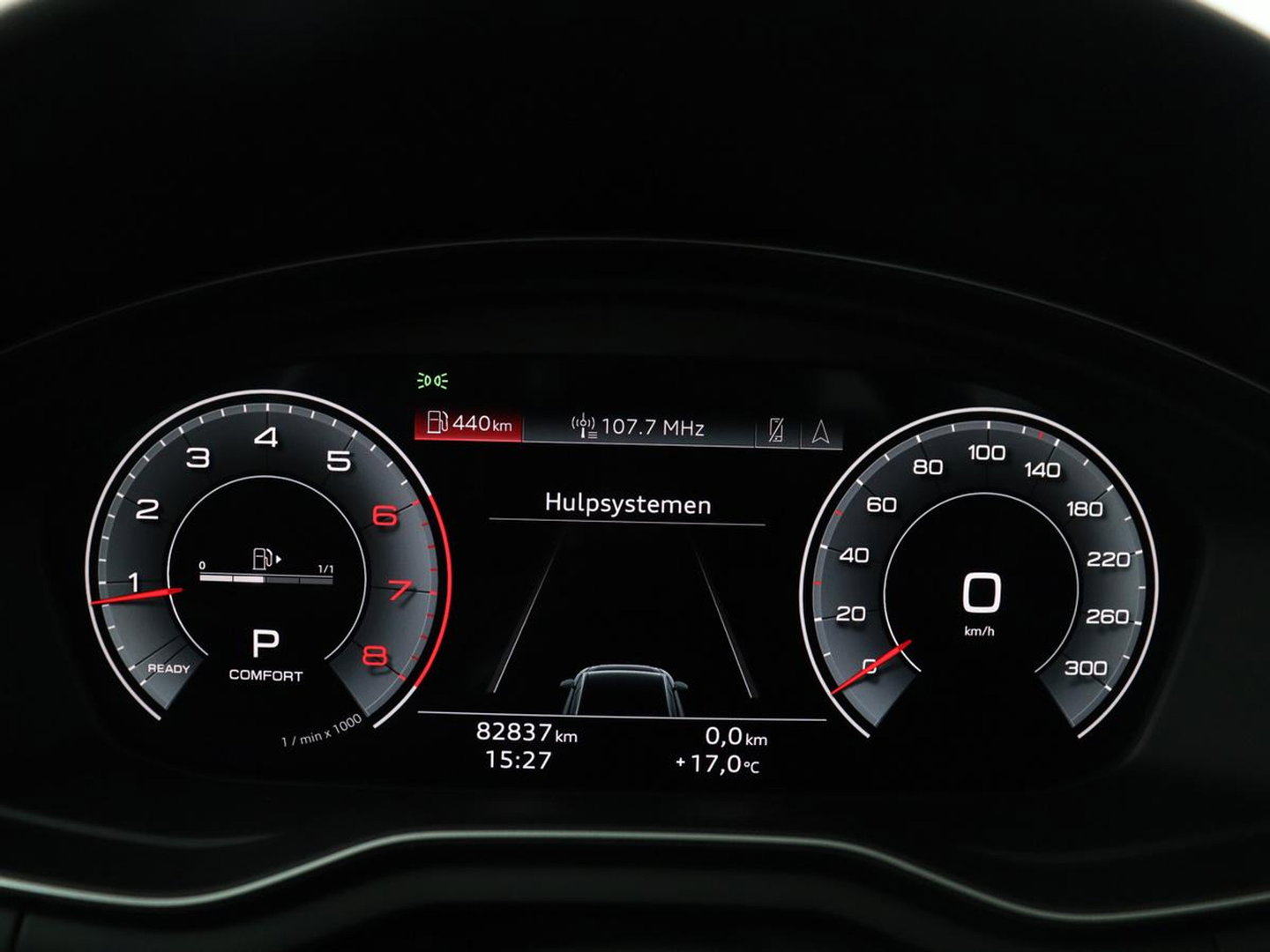 Audi A4 Limousine 35 TFSI S edition Competition | Cruise Controle | Apple Carplay | Navigatie | Sportstoelen | Spiegelpakket | Digitaal dashboard