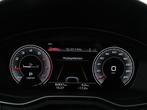 Audi A4 Limousine 35 TFSI S edition Competition | Cruise Controle | Apple Carplay | Navigatie | Sportstoelen | Spiegelpakket | Digitaal dashboard