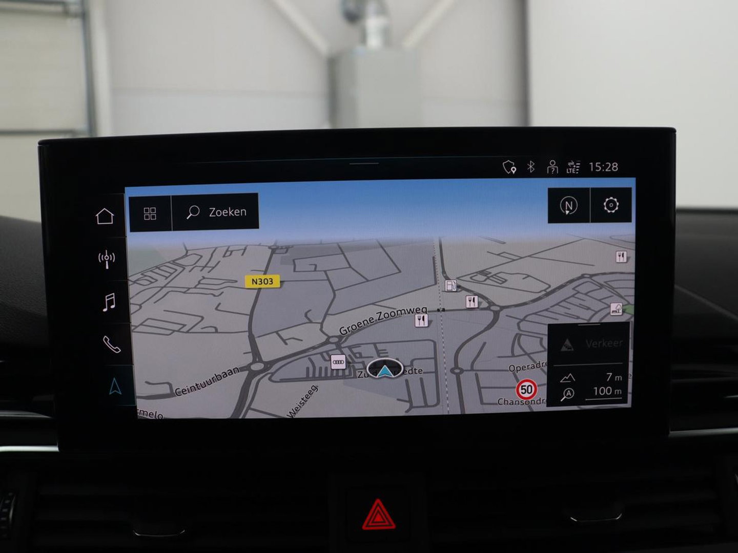 Audi A4 Limousine 35 TFSI S edition Competition | Cruise Controle | Apple Carplay | Navigatie | Sportstoelen | Spiegelpakket | Digitaal dashboard