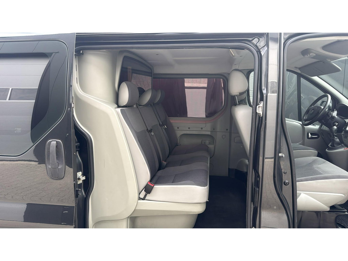 Opel Vivaro 2.0 CDTI L2H1 DC 1e eig. dubbel cabine zwart lang L2