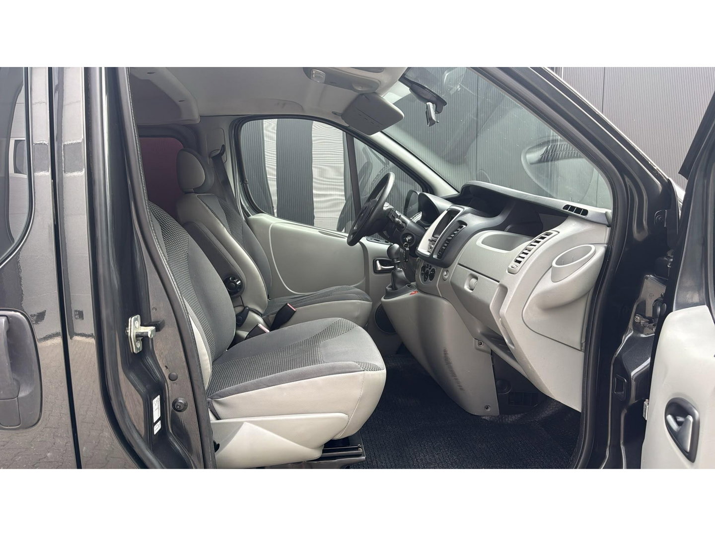 Opel Vivaro 2.0 CDTI L2H1 DC 1e eig. dubbel cabine zwart lang L2