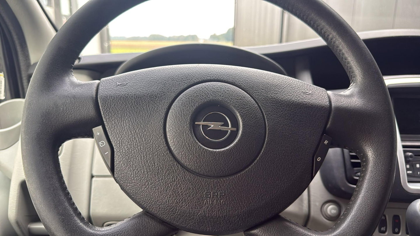 Opel Vivaro 2.0 CDTI L2H1 DC 1e eig. dubbel cabine zwart lang L2