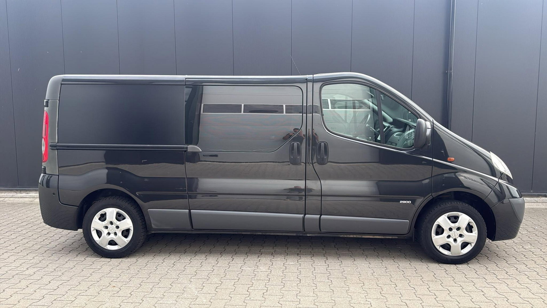Opel Vivaro 2.0 CDTI L2H1 DC 1e eig. dubbel cabine zwart lang L2