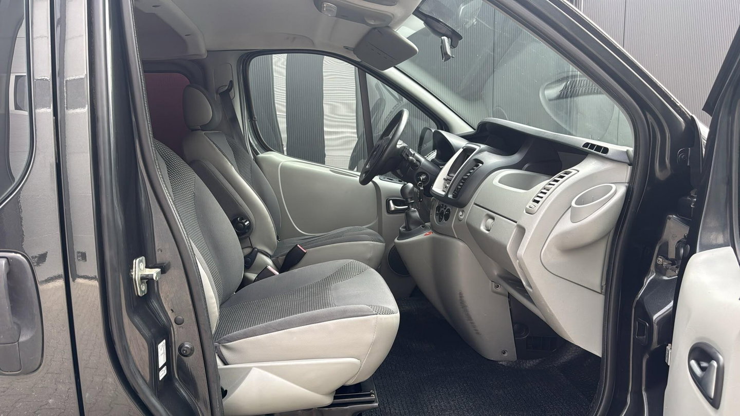 Opel Vivaro 2.0 CDTI L2H1 DC 1e eig. dubbel cabine zwart lang L2