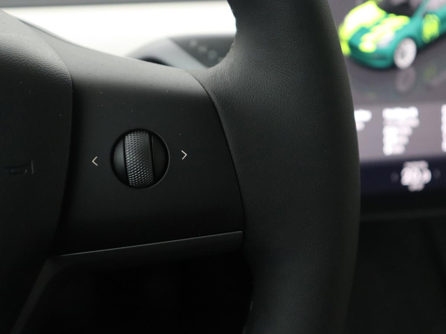 Tesla Model 3 Standard RWD Plus 60 kWh | SOH 91,8 % | Panoramadak | Lederen bekleding | Stoelverwarming | Stuurwielverwarming